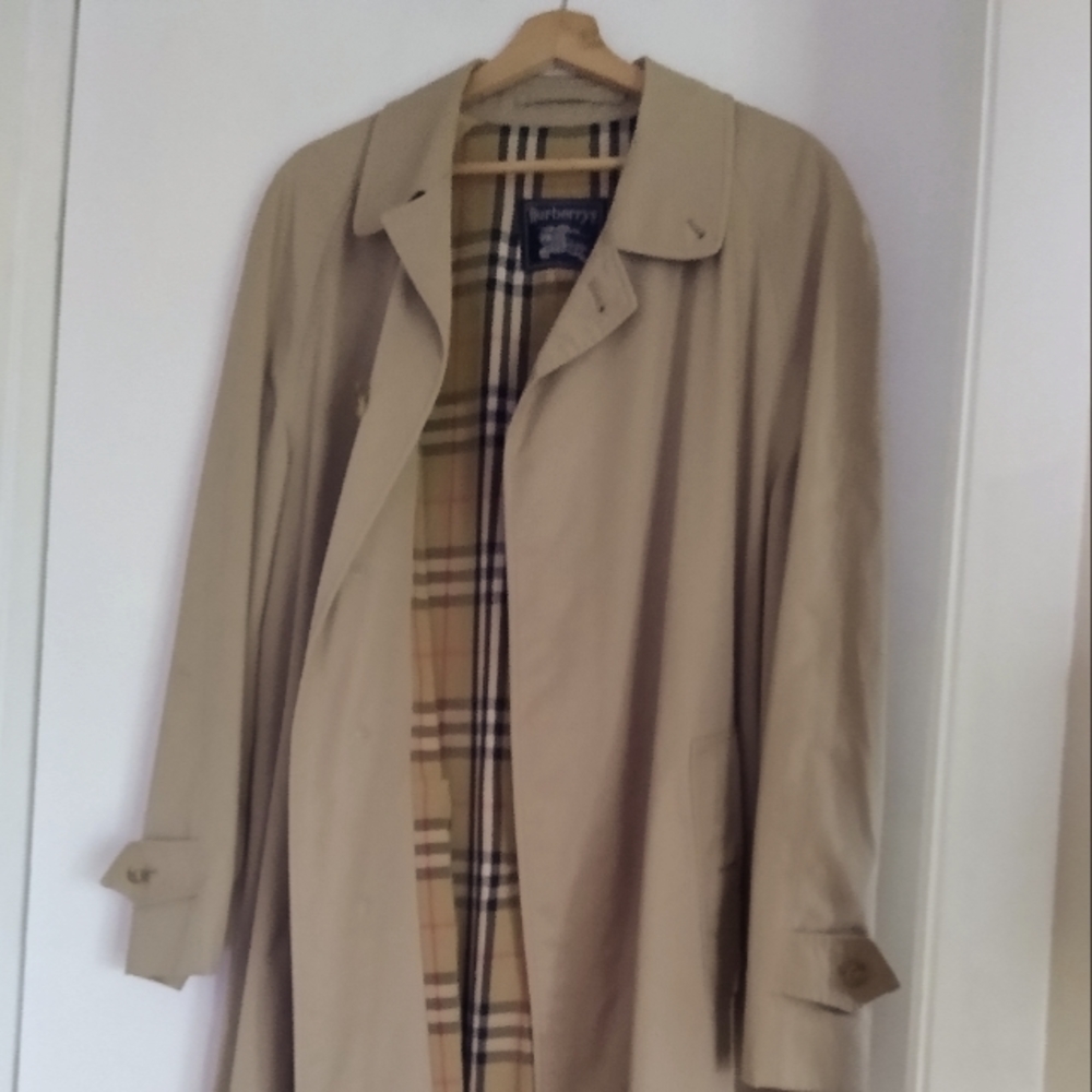 Burburry's vintage Trench Coat